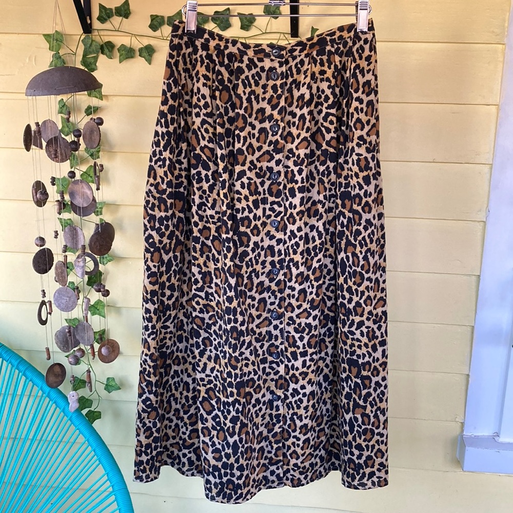 Liz Claiborne leopard print maxi skirt